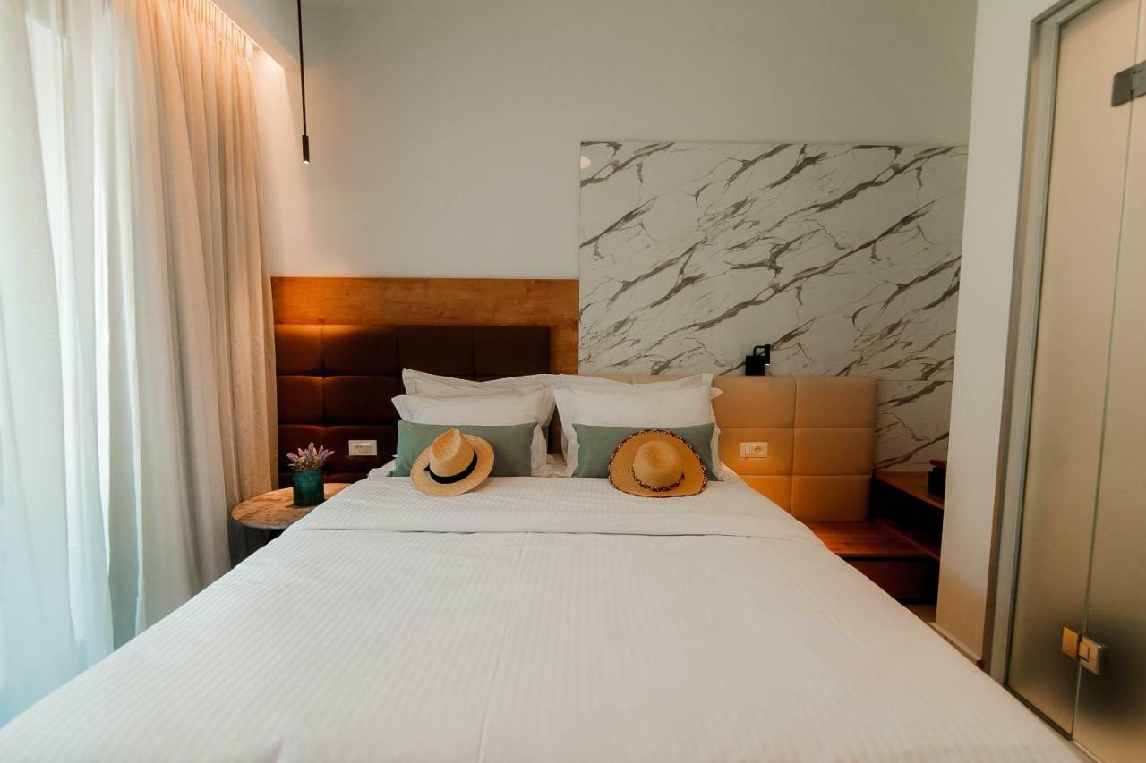 Elite Luxury * Parga
