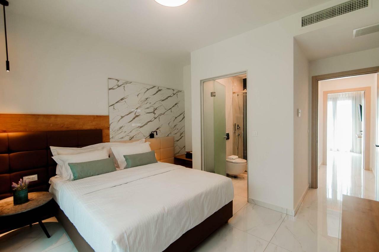 Elite Luxury * Parga
