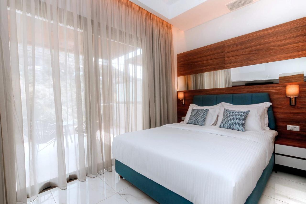 Elite Luxury * Parga