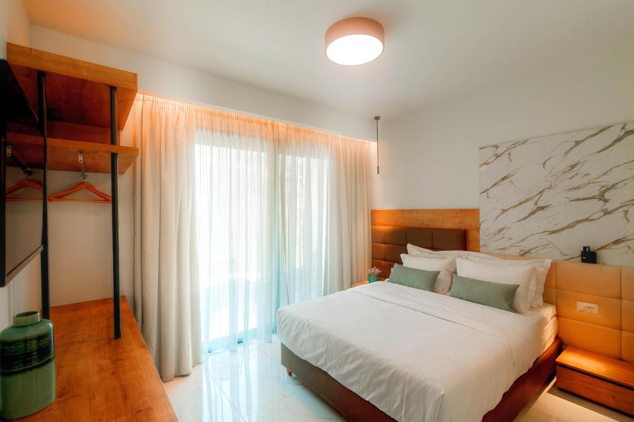 Elite Luxury * Parga